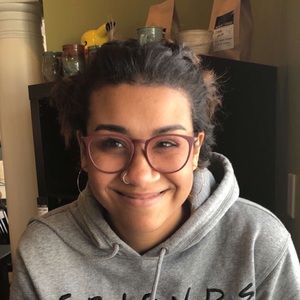 Meet your Posher, Olivia